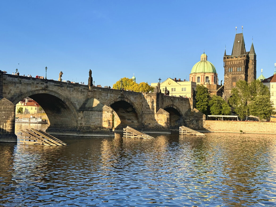 Prague Boat's 3-Hour Sightseeing Crystal Deluxe Sunset Dinner Cruise on an Open-Top Glass Boat